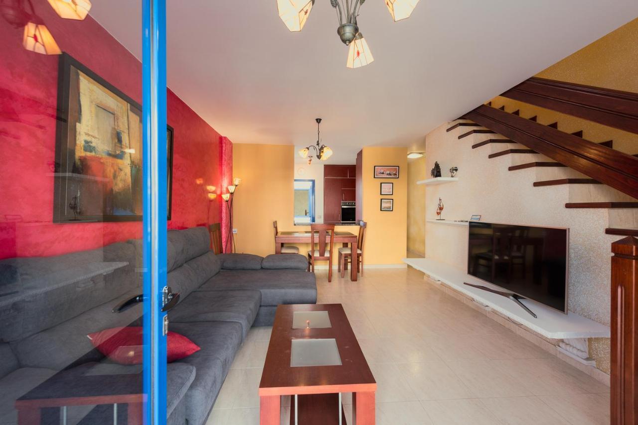 Modern Beach House In Famara Esterno foto